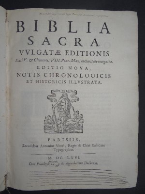 Библия Сикста V и Клемента VIII, 1666 год.