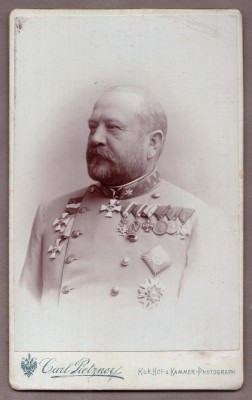 Генерал-майор Эмиль фон Насветтер.