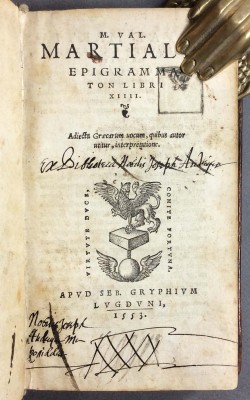 Книга эпиграмм Марциала, 1553 год.
