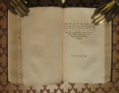 Анализ некоторых законов юриспруденции, 1578 год.